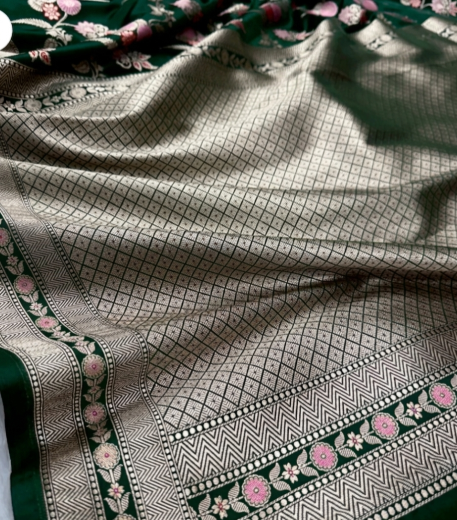 The Rajwada Emerald:Deep emerald green Banarasi Mushru silk - Image 2
