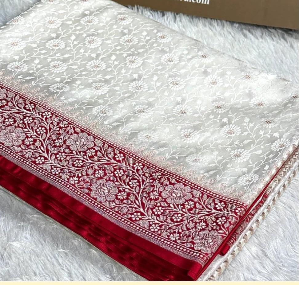 The Royal Ivory Trail -The blend of pure white and passionate crimson red