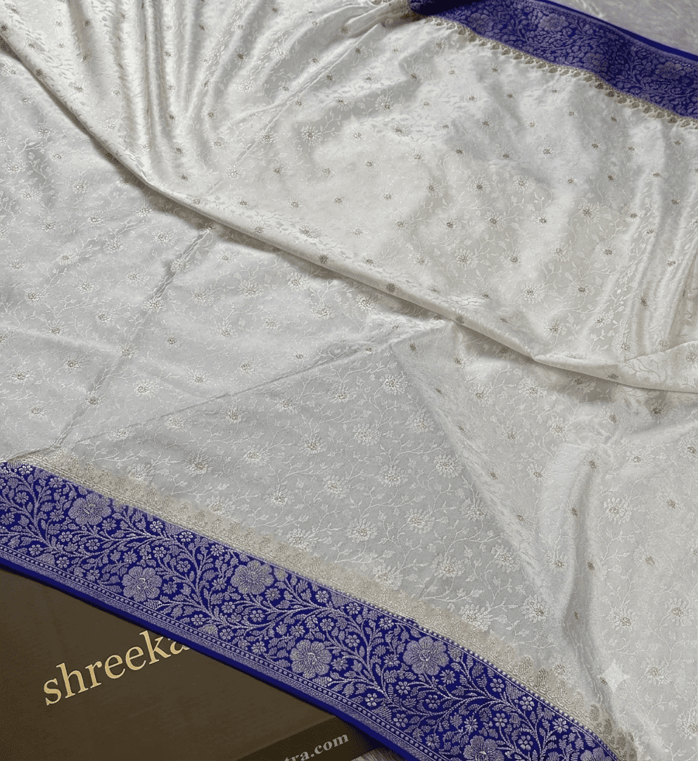 The Shweta-Neel Tanchoi – Pure Banarasi Silk Saree with Royal Blue Zari Border - Image 2